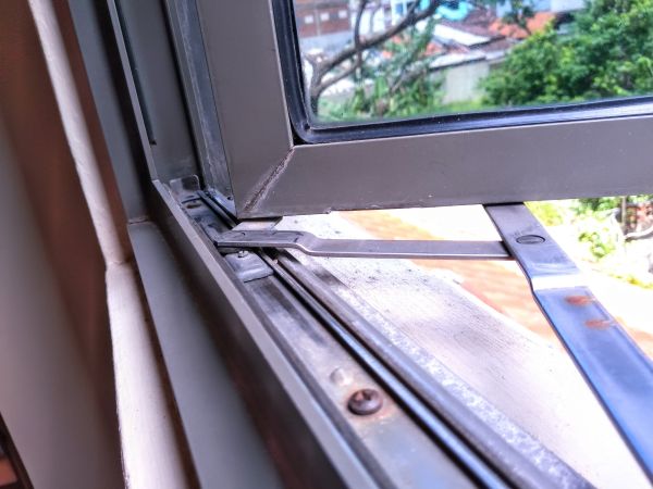 Cost of Hinged Window Replacement in Hayden